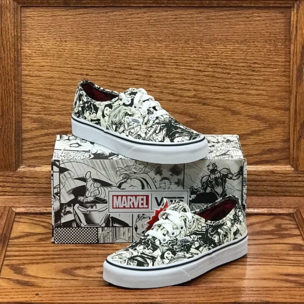 Vans Authentic Marvel Multi Women Comic Print Sneakers Size Women 5